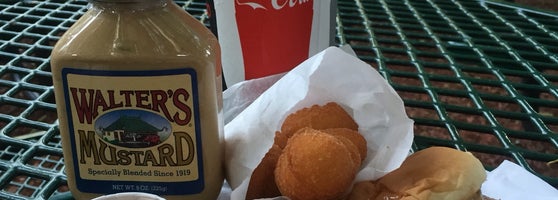 Walter’s Hot Dog Stand: A Culinary Icon & Westchester Staple