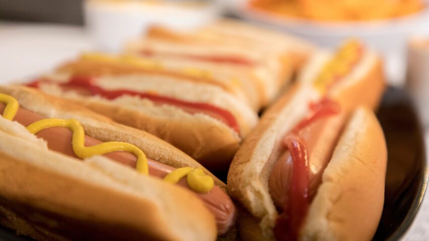 Old Fashioned Hot Dogs: A Deep Dive into Classic American Flavor