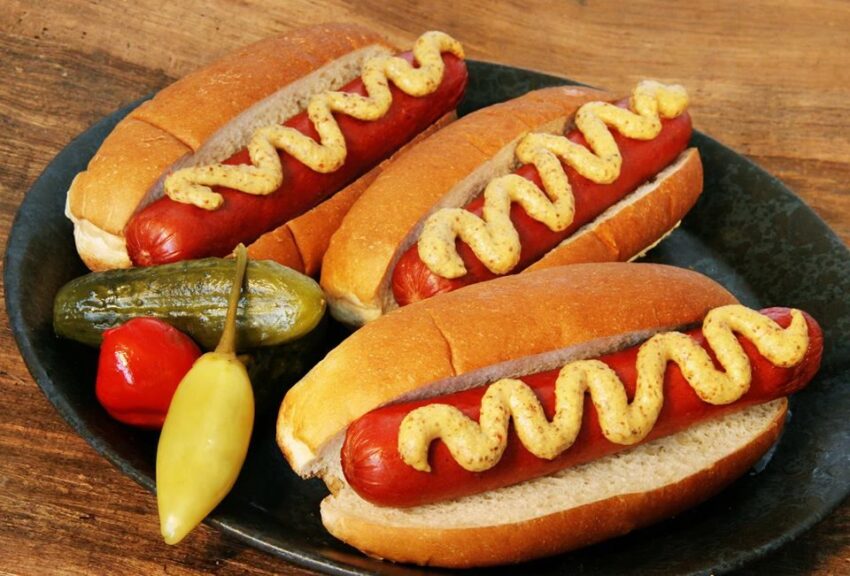 What Makes Hot Dogs Kosher? The Definitive Guide