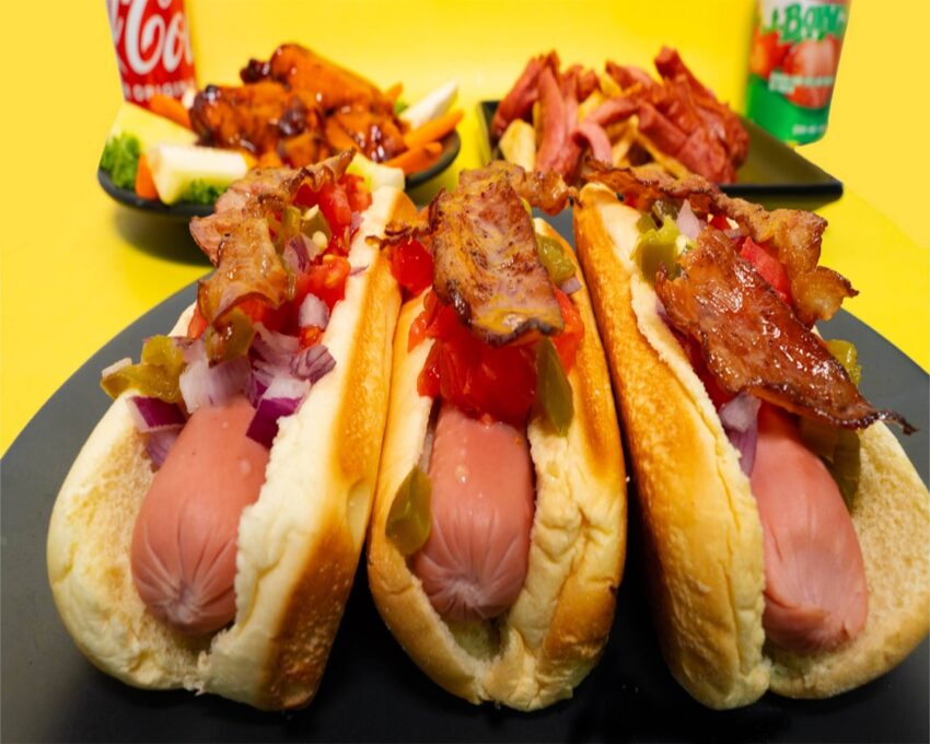 Sonora Hot Dogs & Hamburgers: A Deep Dive into the Southwestern Culinary Staple