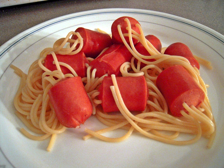 Spaghetti in Hot Dogs: The Ultimate Guide to this Unlikely Combo