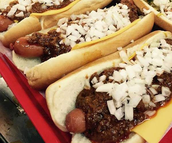 World’s Best Hot Dogs: An Expert Guide to the Perfect Dog