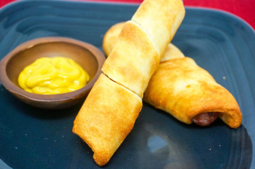 Crescent Roll Hot Dogs: The Ultimate Guide (Recipes, Tips & More!)