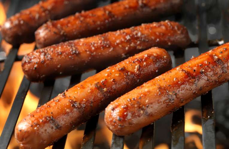 Omaha Steak Hot Dogs: The Ultimate Guide to Premium Franks