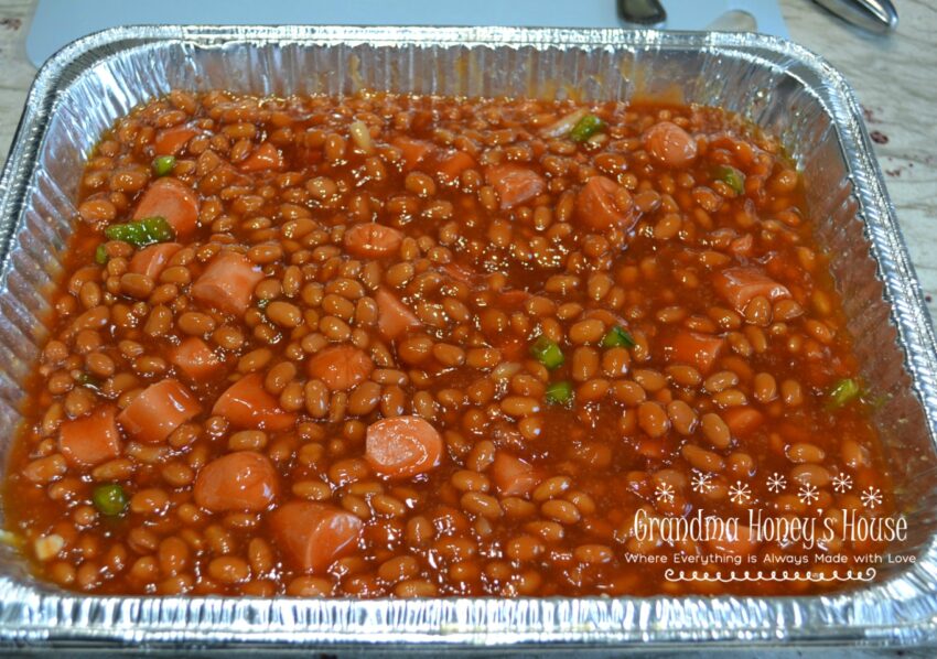 Bake Beans and Hot Dogs: A Culinary Deep Dive (Recipes & History)