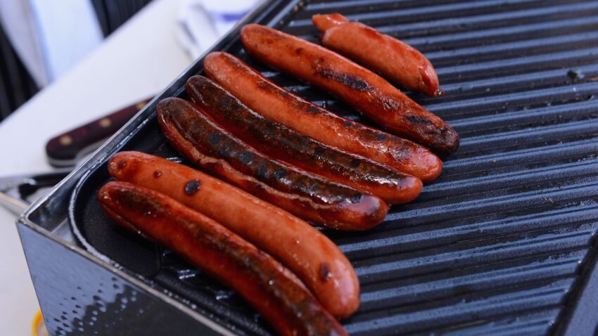 Miami’s Best Hot Dogs: Your Ultimate Guide to the City’s Top Dogs