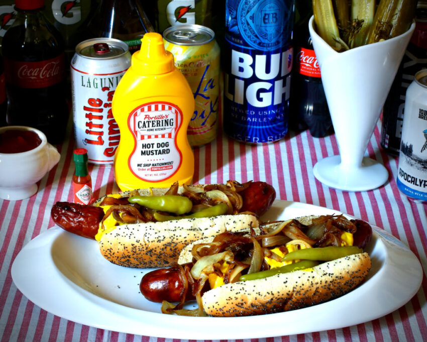 Maxwell’s Hot Dogs Chicago: A Deep Dive into an Iconic Taste