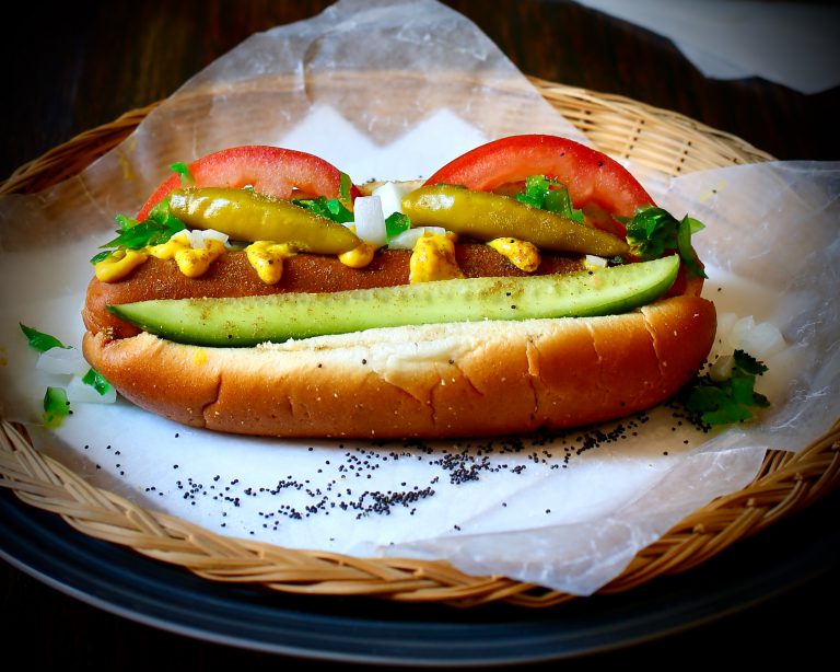 Chicago’s Best Vegan Hot Dogs: A Complete Guide (2024)