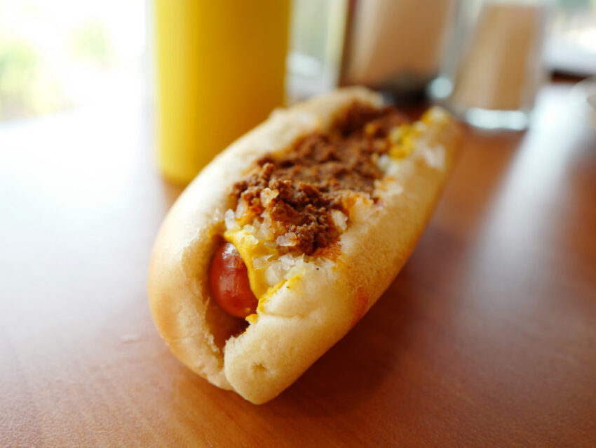 Usinger’s Hot Dogs: An Expert’s Guide to Milwaukee’s Iconic Treat