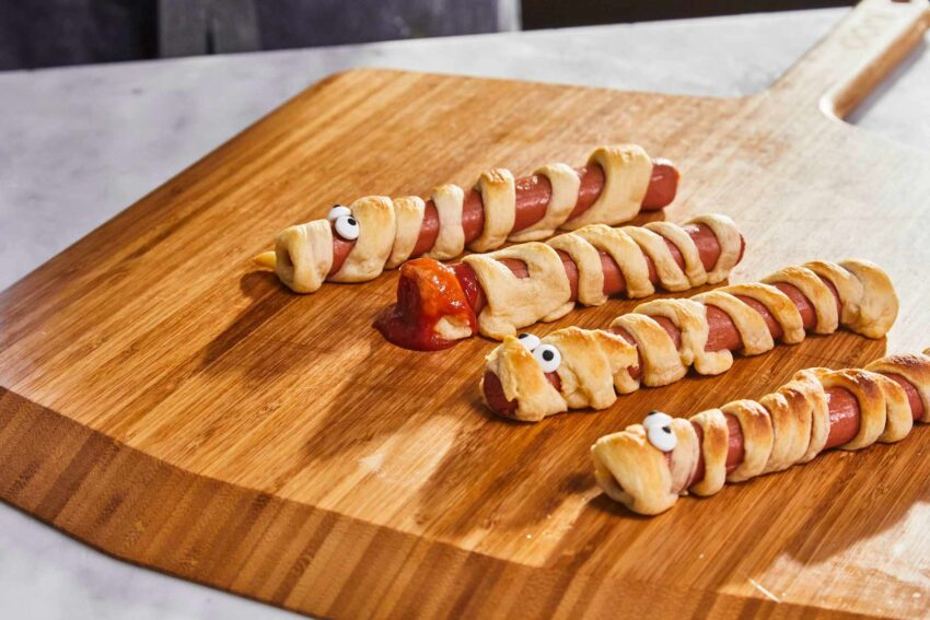 Hot Dog Mummies: The ULTIMATE Guide to Spooky Snacks