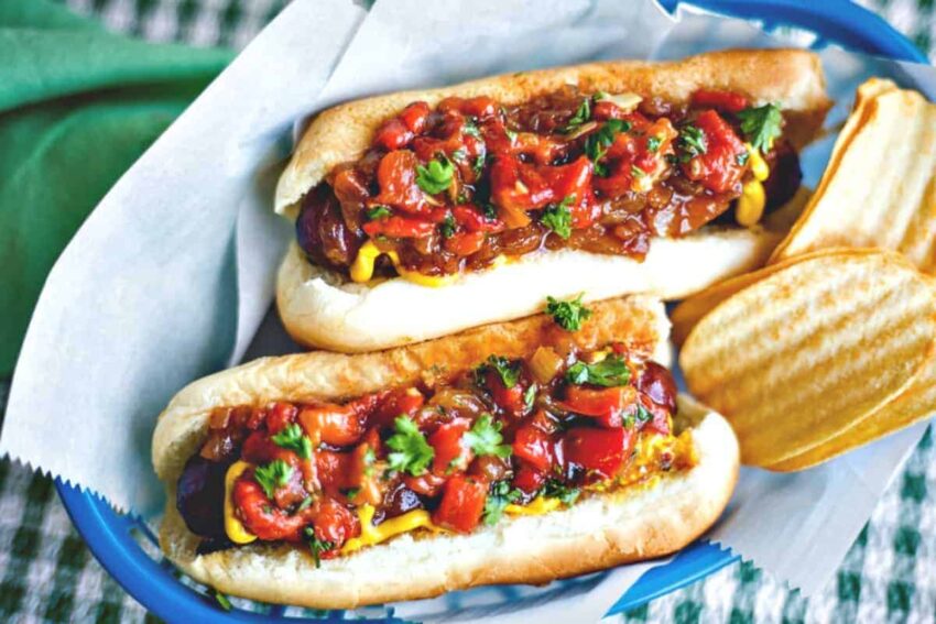 New Yorker Hot Dog: An Expert’s Guide to NYC’s Iconic Street Food