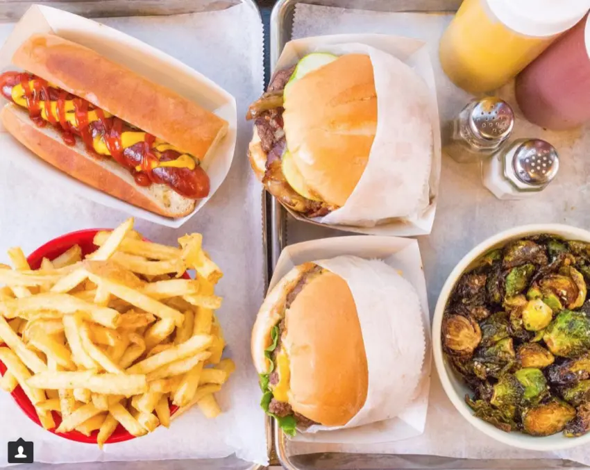 Mainely Hot Dogs: The Ultimate Guide to Maine’s Iconic Food
