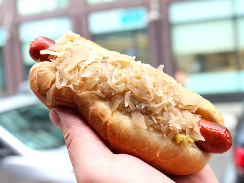 Best Hot Dogs NYC: The Ultimate Expert Guide (2024)