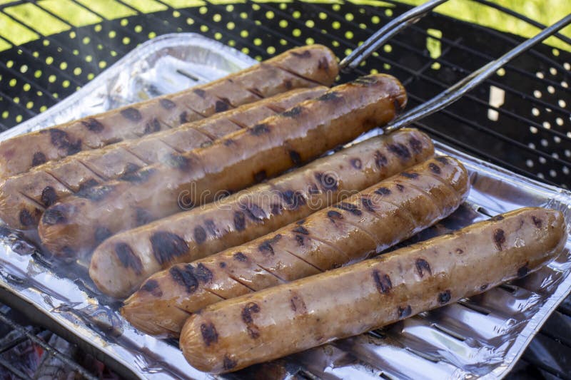 Bratwurst Hot Dog: The Ultimate Guide to a Delicious Hybrid