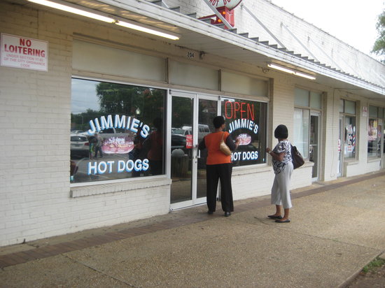 Jimmie Hot Dogs: The Definitive Guide to Baltimore’s Culinary Icon