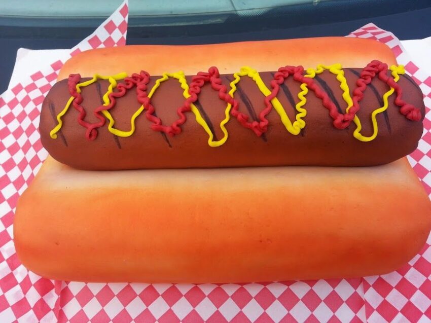 Hot Dog Birthday Cake: The Ultimate Guide to a Wienie Celebration!