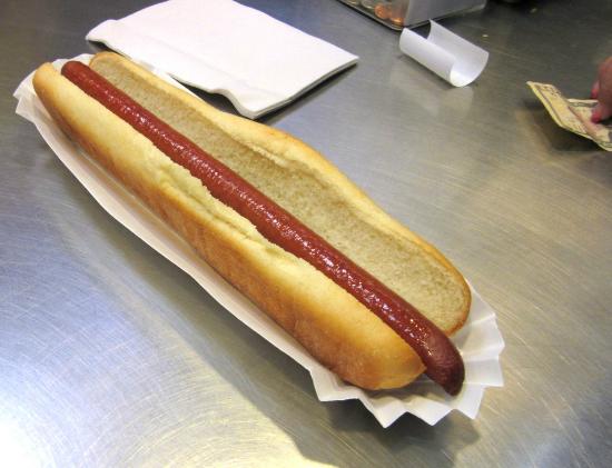 Tom’s Long Hot Dogs: The Ultimate Guide to Flavor, History, & More