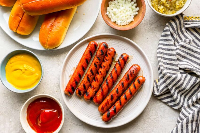 Perfect Hot Dogs: Mastering Grill Temp for Juicy Perfection