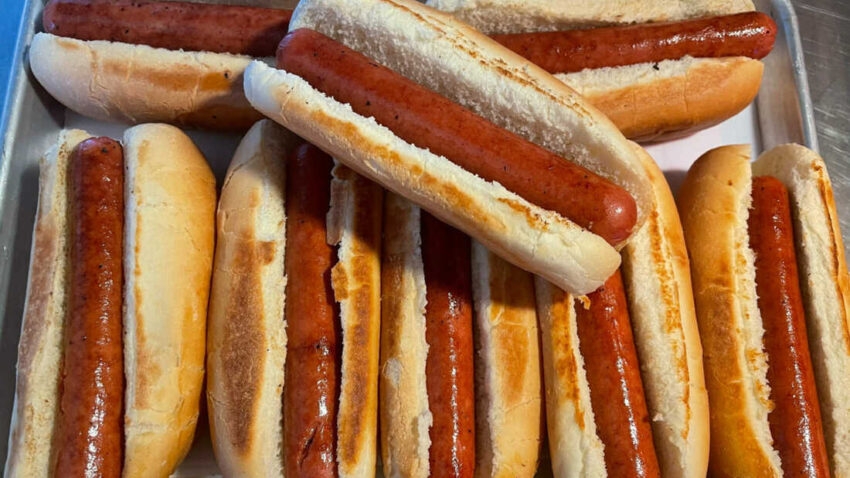 Hot Dog vs. Hot Dog: Decoding the Ultimate Culinary Conundrum