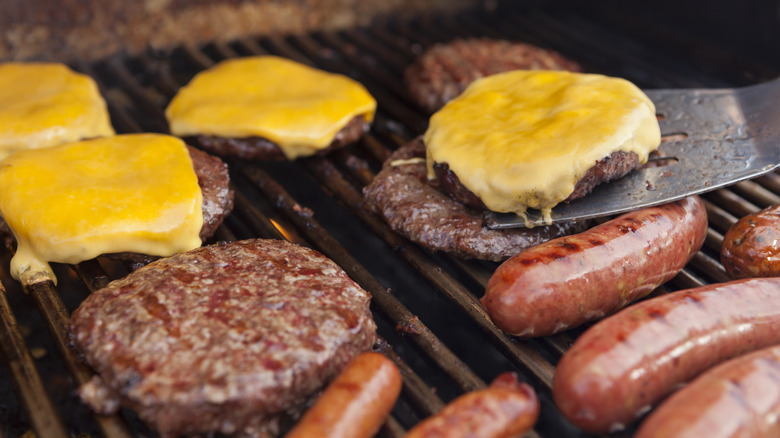 Beyond Fries: The Ultimate Guide to Hamburger and Hot Dog Sides