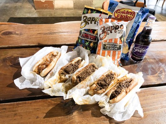 Gus’s Hot Dogs Menu: A Deep Dive into the Wheeling Legend