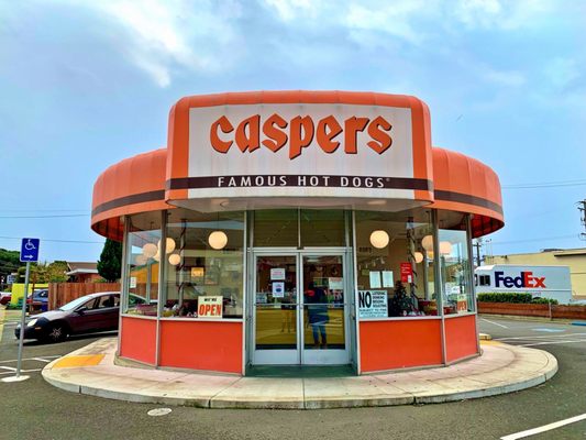 Caspers Hot Dogs: The Definitive Guide to Bay Area’s Best