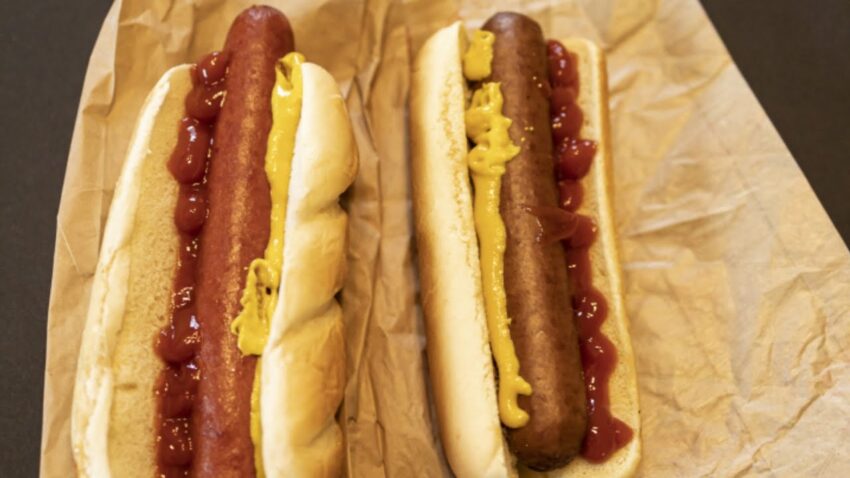 Sam’s Club Hot Dogs: An Expert’s Deep Dive into Value and Taste