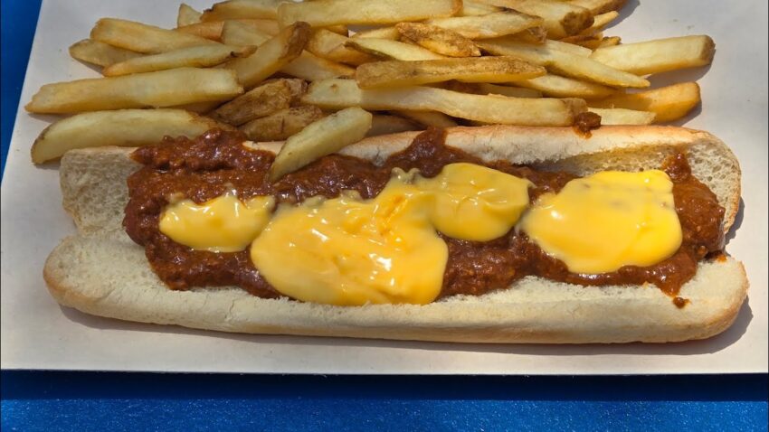 Orlando’s Best Hot Dogs: Your Ultimate Guide to the Top Dogs in FL