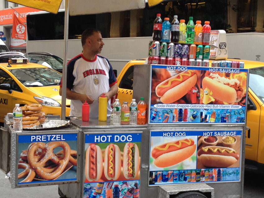 New York’s Best Hot Dogs: A Definitive Guide to the City’s Top Dogs