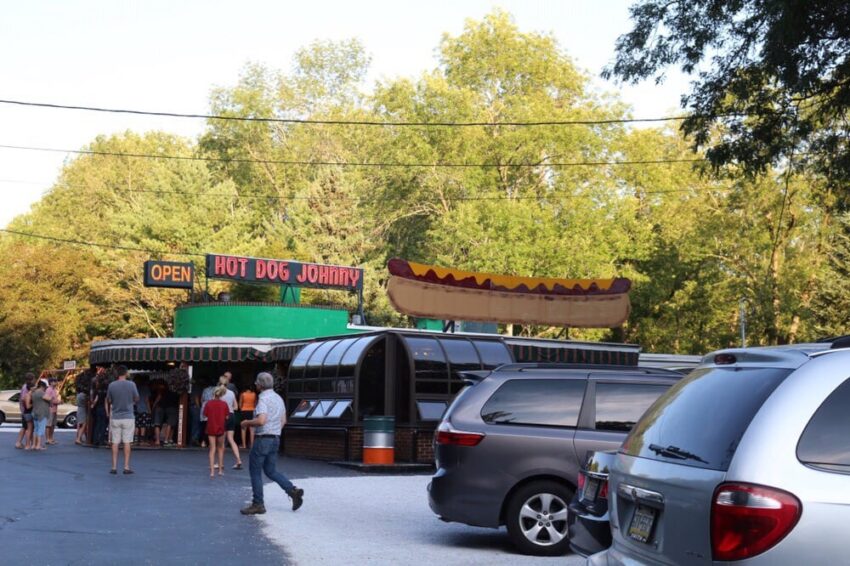 Hot Dog Johnny’s: The Definitive Guide to a Culinary Legend