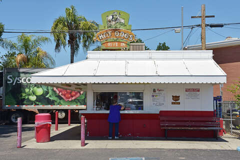 Taylor’s Hot Dogs: The Ultimate Guide to a Culinary Classic