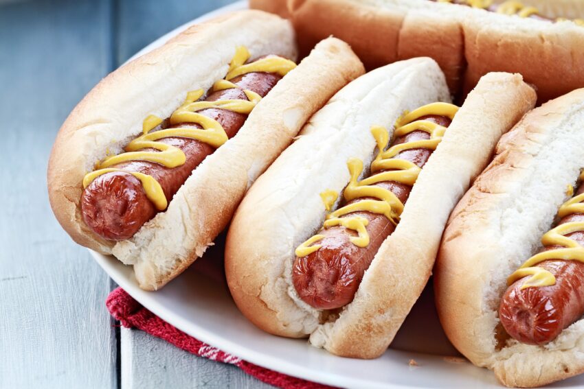 LA Hot Dogs: An Expert’s Guide to the City’s Best Wieners