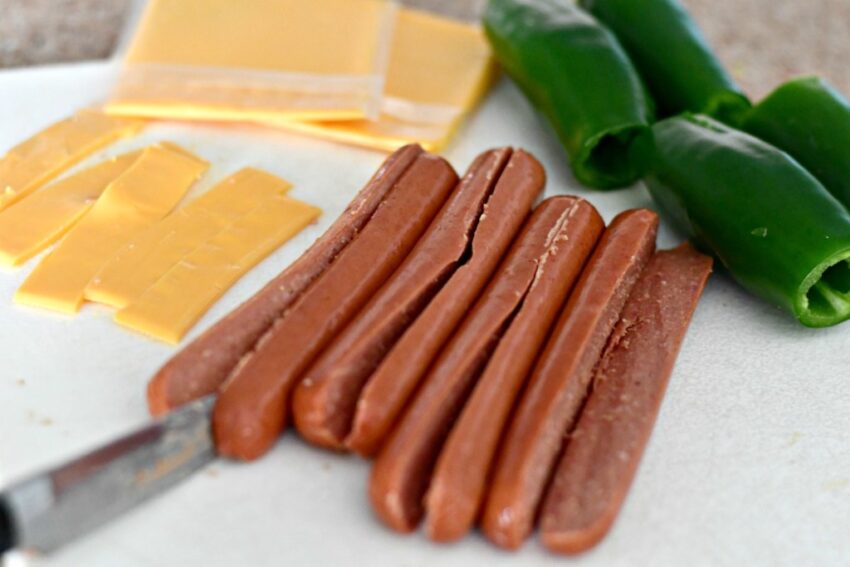 Jalapeno Cheese Hot Dogs: The ULTIMATE Guide (2024)