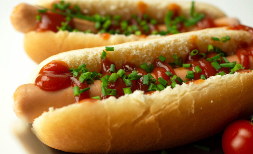 Hot Dogs While Pregnant: Safety, Risks & Expert Guidelines