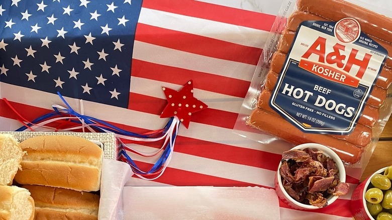 Hebrew National Hot Dog Shortage: What Happened & Are They Back?