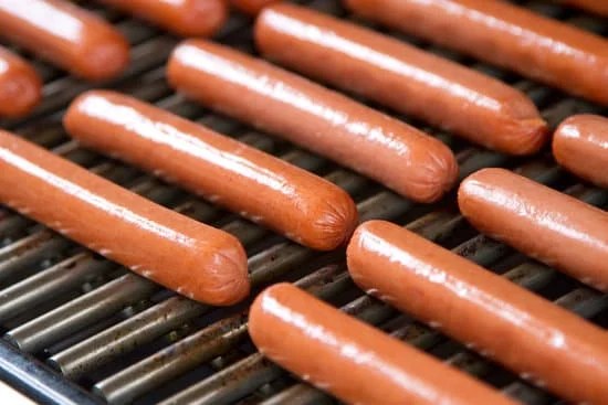 Uncured Hot Dogs: The Expert’s Guide to Healthier, Delicious Franks