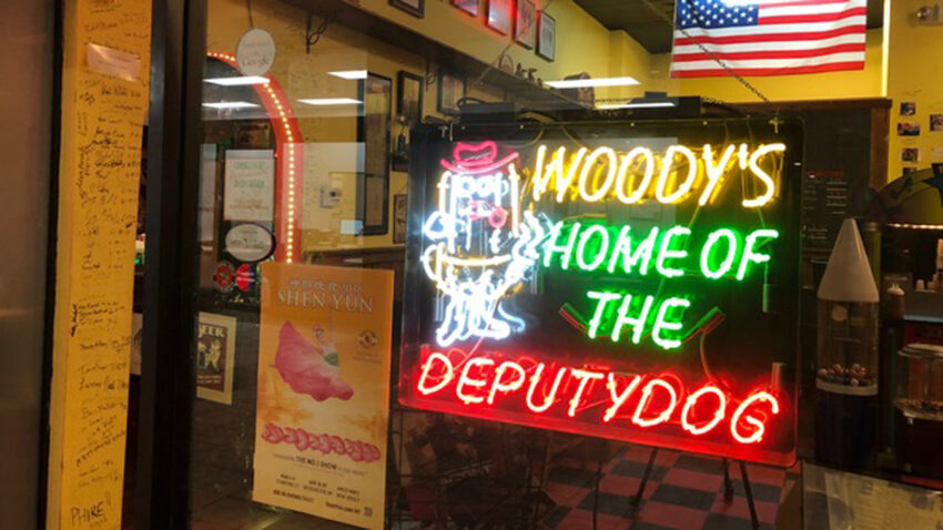 Woody’s Hot Dogs: The Definitive Guide to Chicago’s Best!