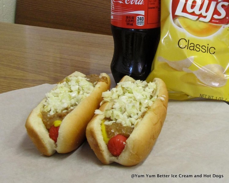 Carolina Hot Dogs: The Definitive Guide to Mustard, Chili, and More!