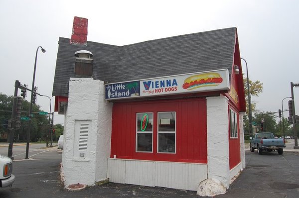 Best Hot Dogs in Evanston IL: Your Ultimate Guide [2024]