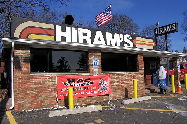 Hiram Hot Dog: An Expert’s Guide to This Culinary Icon