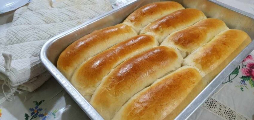 Best Hot Dog Bread: The Ultimate Guide to Buns, Brands & Baking