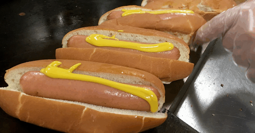 Hot Dogs World: An Expert’s Guide to Global Hot Dog Culture & Trends