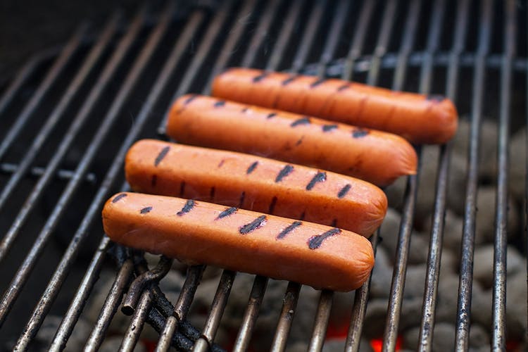 Grill Master’s Guide: Perfect Hot Dogs on a Grill Every Time
