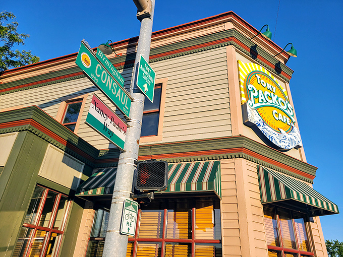 Toledo’s Best Hot Dogs: Your Ultimate Guide to Toledo, Ohio’s Top Dogs