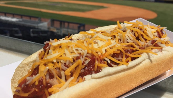 Nashville’s Best Hot Dog Restaurants: A Local’s Expert Guide