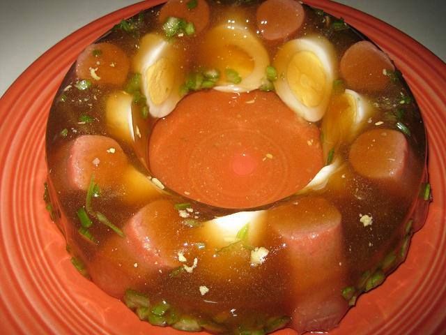 Hot Dog Jello Cake: The Definitive Guide (Yes, Really!)