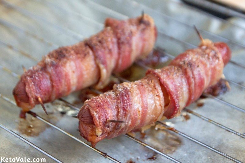 Ultimate Guide: Baking Perfect Bacon Wrapped Hot Dogs in the Oven