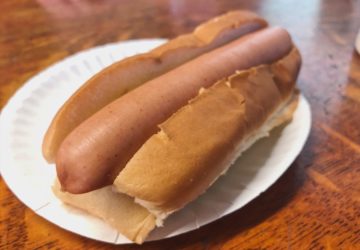 Best Hot Dogs in Worcester: A Local’s Expert Guide [2024]