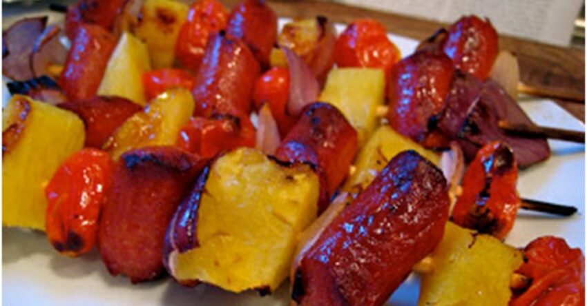 Pineapple Hot Dog: A Tropical Twist on a Classic – The Ultimate Guide