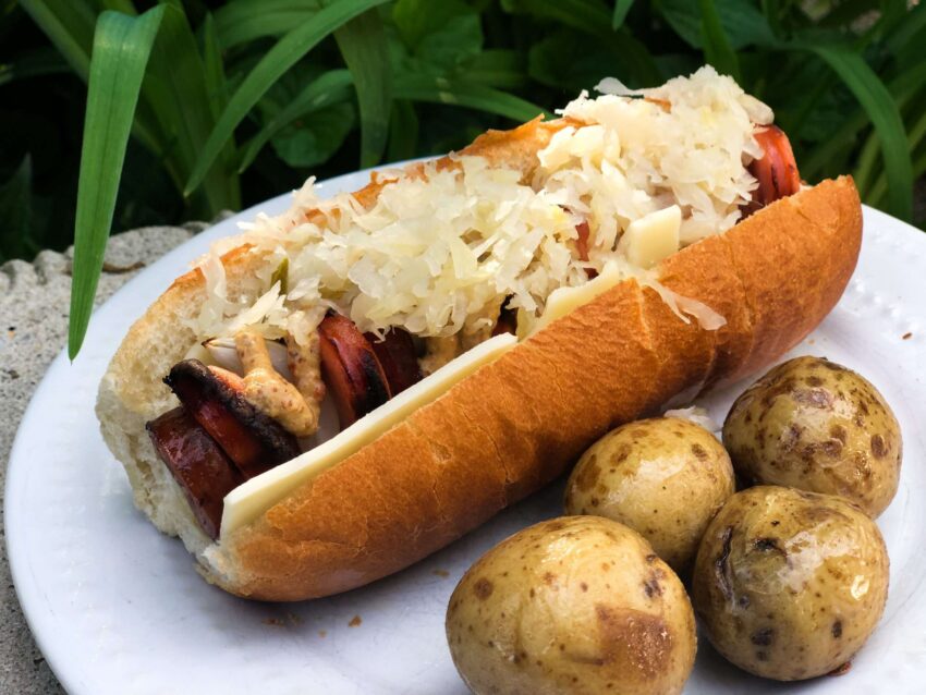 Polish Sausage vs. Hot Dog: What’s the REAL Difference? (Expert Guide)